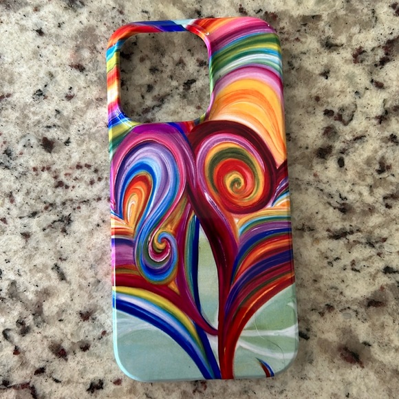 NWOT. Gorgeous heart art Custom made IP 14 PRO phone case. Never used. - Picture 1 of 8